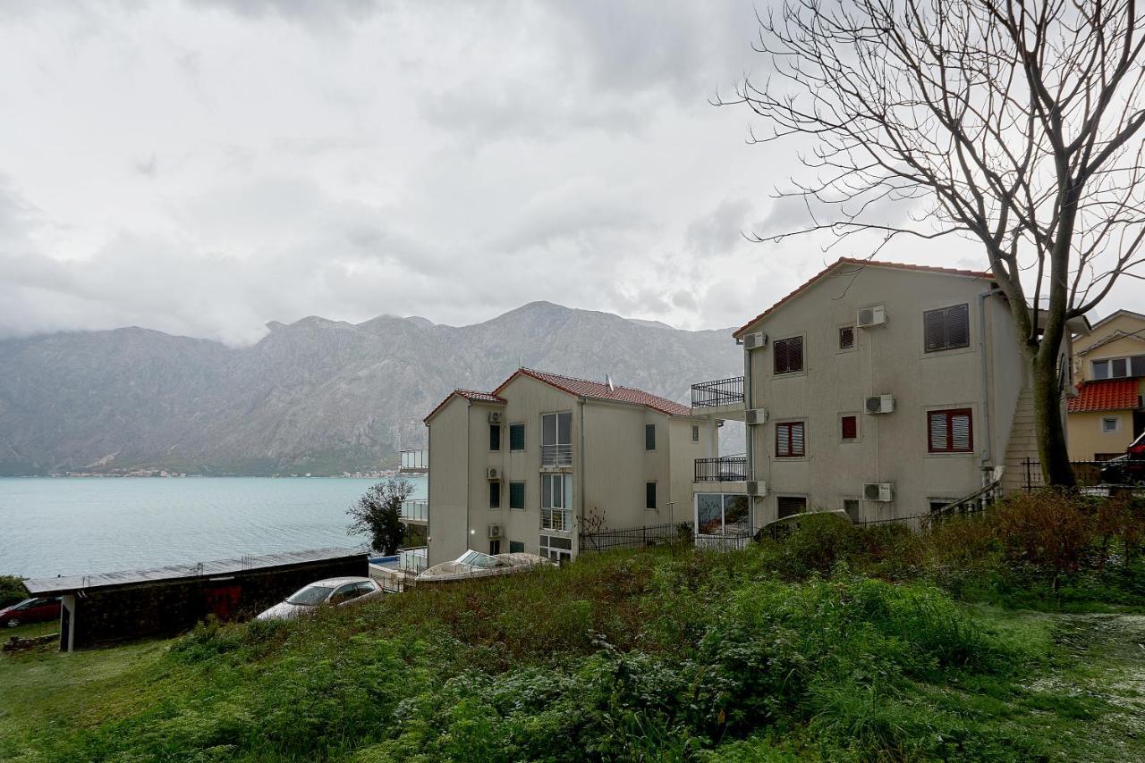 Apartman Kati Prcanj Luaran gambar