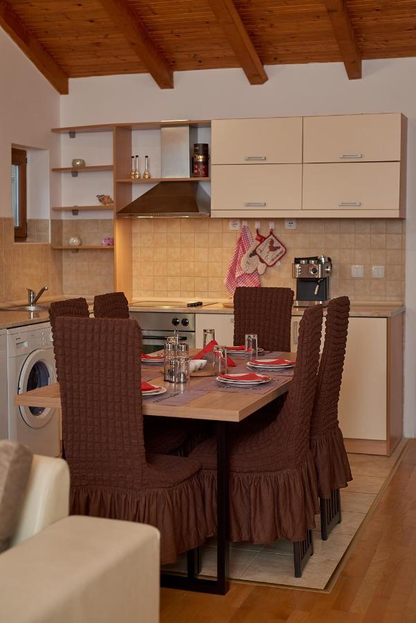 Apartman Kati Prcanj Luaran gambar